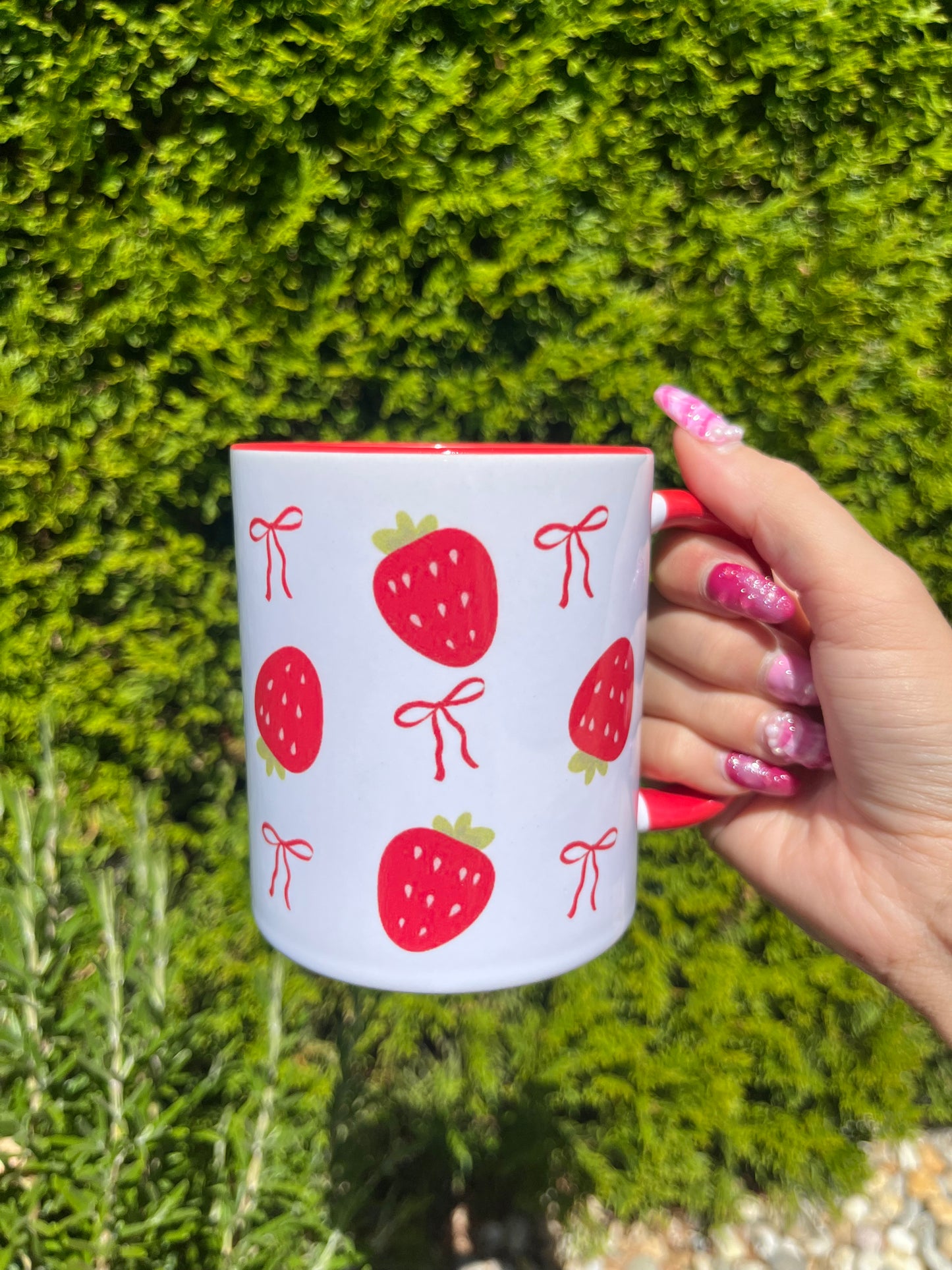 Strawberries and bows mug